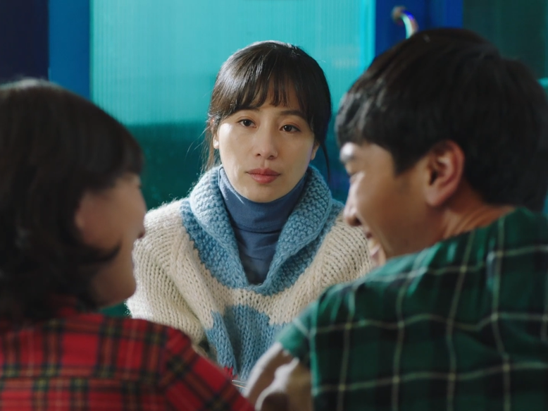 Christmas Raengmyeon still 7